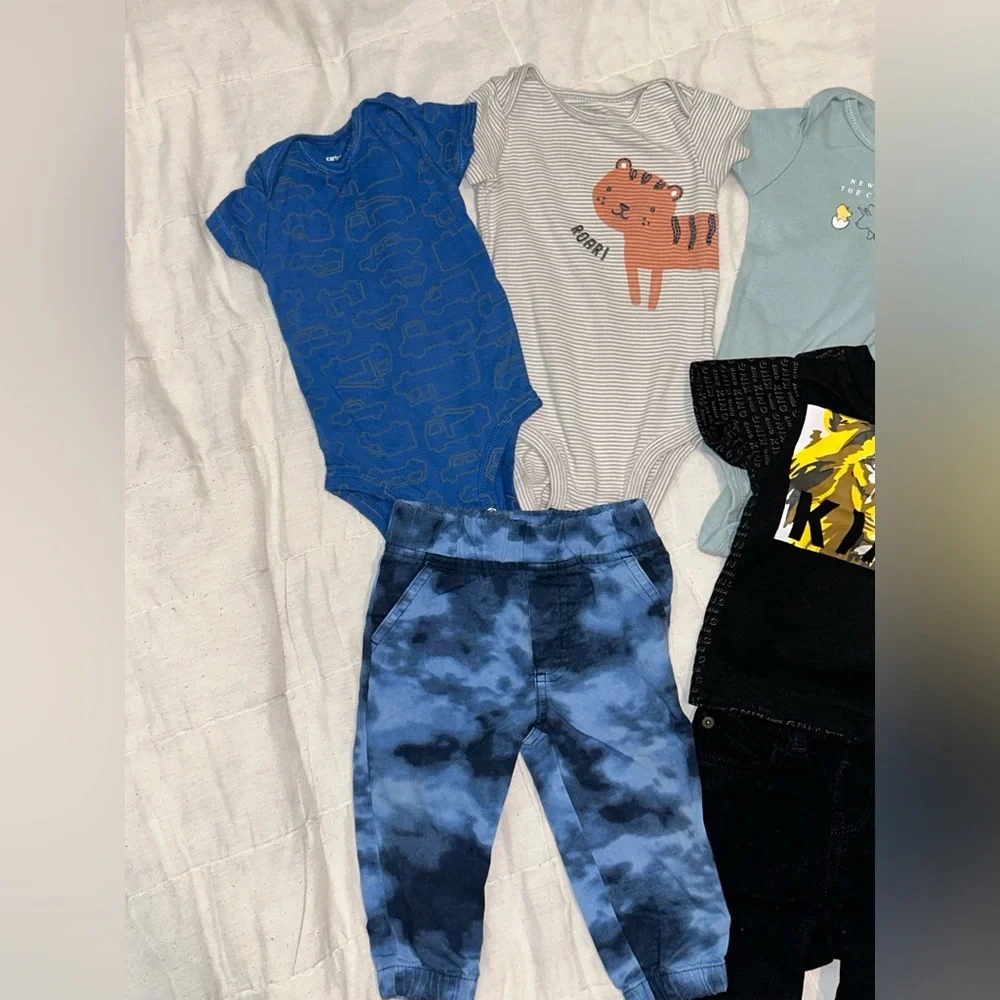 Gently worn boys clothes. - Picture 2 of 14